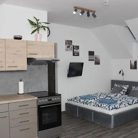 Apartment Pod Hrazi Chrastany