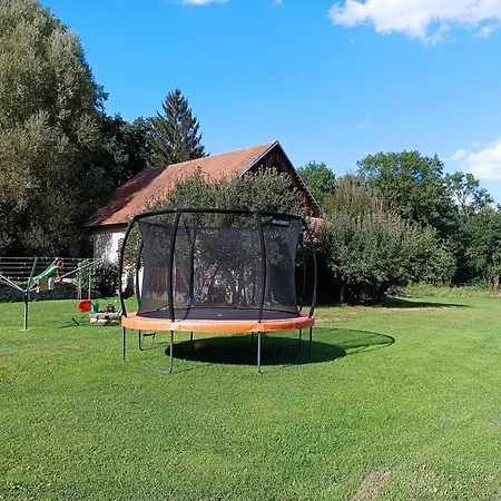 Pod Hrazi Chrastany Benesov (Central Bohemian)