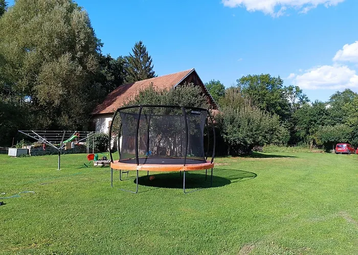 Pod Hrází Chráštany Benesov (Central Bohemian)