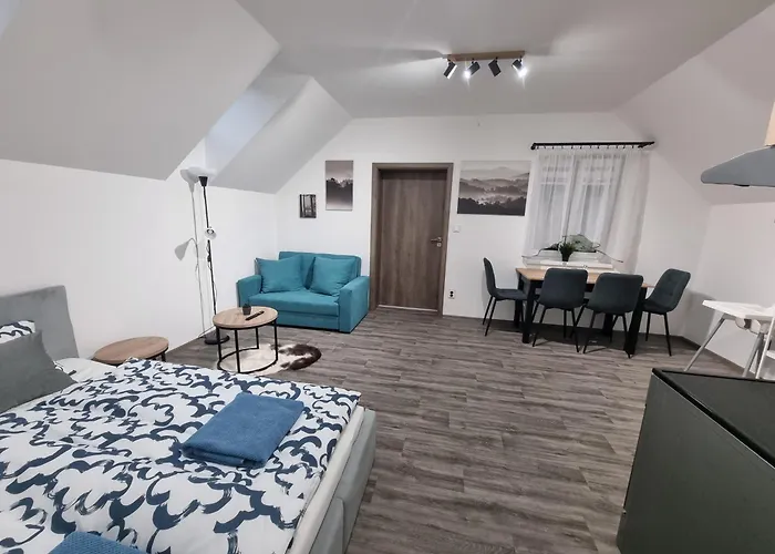 Pod Hrází Chráštany Apartamento *