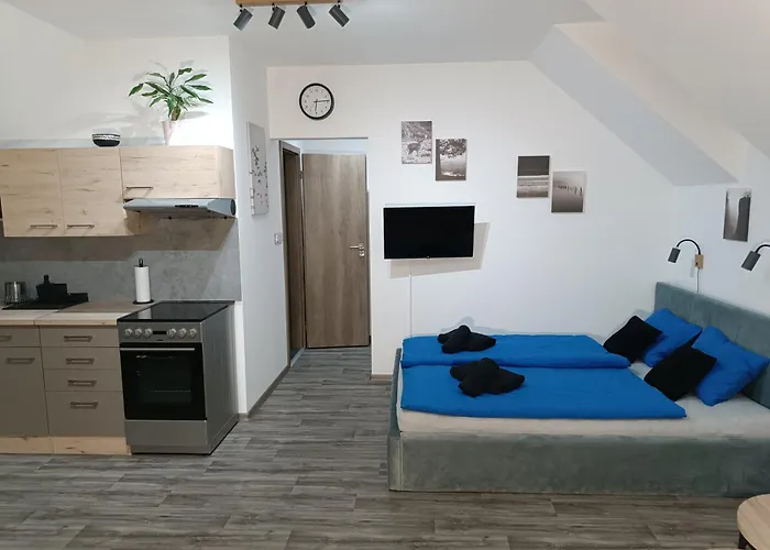 Pod Hrází Chráštany Apartamento